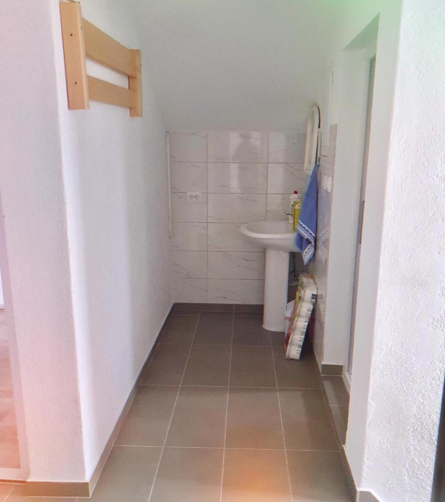Guest House Ulnika Vusanje ภายนอก รูปภาพ